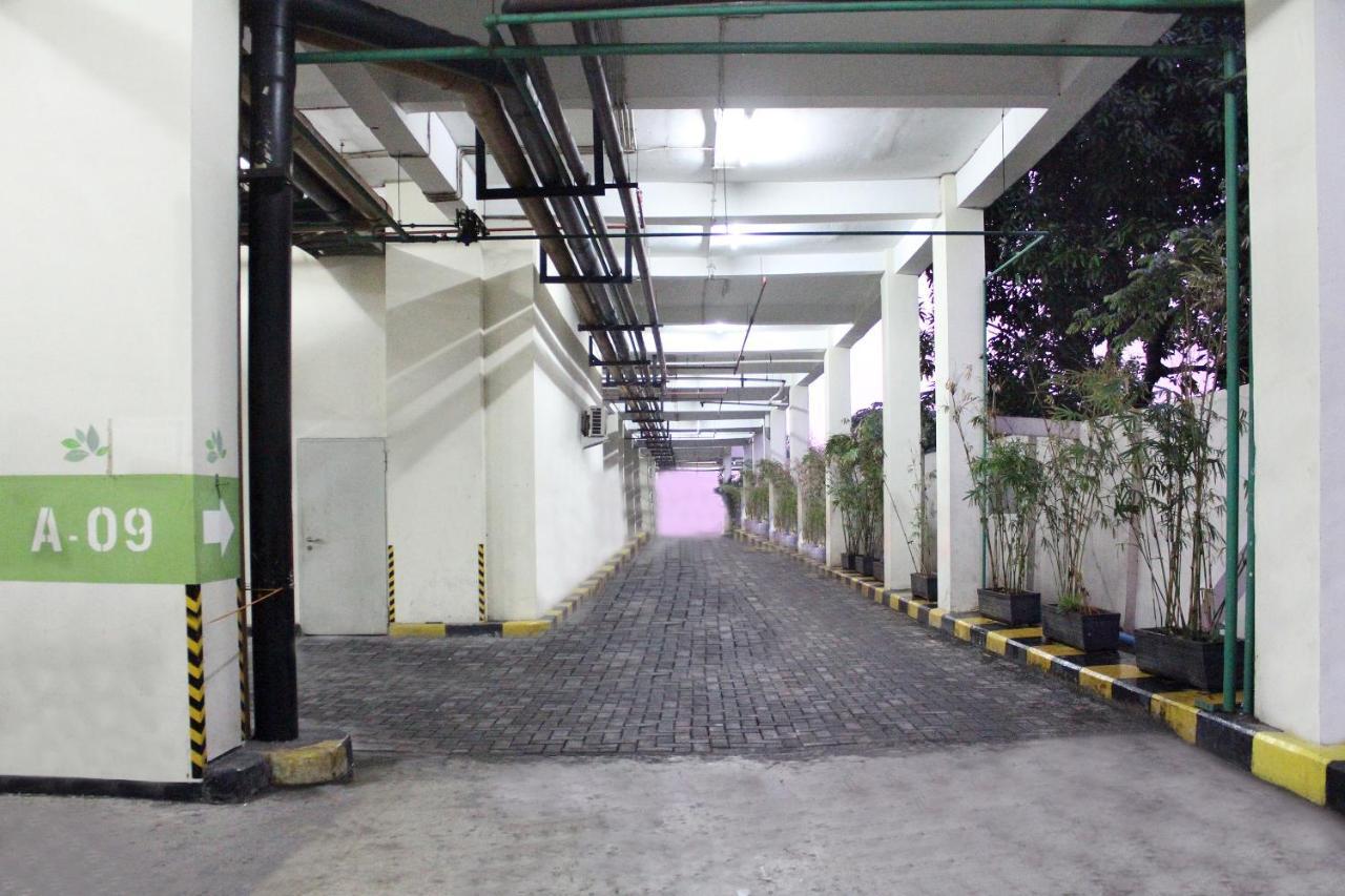 Oyo 266 Margonda Residence 5 Depok Bagian luar foto